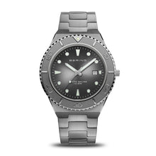 Load image into Gallery viewer, Men's Bering Polished/ Brushed Grey Watch