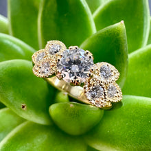 Load image into Gallery viewer, 18ct Yellow Gold Vintage Style Diamond Ring
