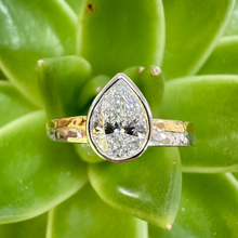 Load image into Gallery viewer, Preloved Platinum & 22ct Gold Pear Shaped Diamond Ring