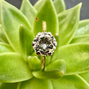 Preloved 18ct & Platinum 0.98ct Diamond Solitaire Ring