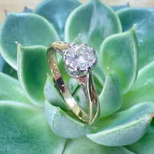 Load image into Gallery viewer, Preloved 0.43ct Diamond Claw Set Ring