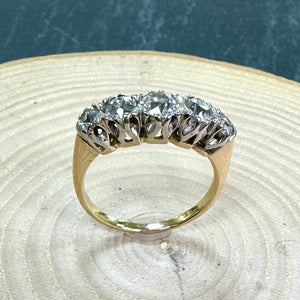 Pre-Loved 18ct 5 Stone Diamond Ring