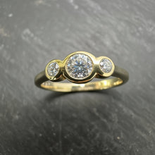 Load image into Gallery viewer, Preloved 18ct Gold 3 Stone Diamond Ring