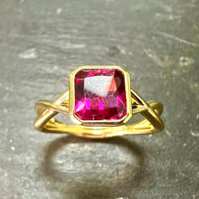 Load image into Gallery viewer, 18ct Yellow Gold Pink Tourmaline Ring