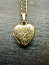 Load image into Gallery viewer, Preloved 9ct Engraved Heart Locket & Chain