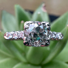 Load image into Gallery viewer, Pre-loved Platinum and 1ct Diamond Engagement Ring