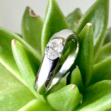 Load image into Gallery viewer, Pre-loved Platinum Diamond Wavy Engagement Ring