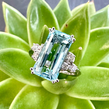 Load image into Gallery viewer, Platinum 4.93ct Aquamarine & Diamond Ring