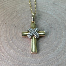 Load image into Gallery viewer, Pre-loved 18ct Yellow Gold and Diamond cross pendant and chain