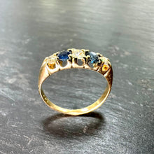 Load image into Gallery viewer, Preloved 18ct Sapphire & Diamond 5 Stone Ring
