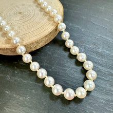 Load image into Gallery viewer, Pre-loved String of White Cultured Pearls