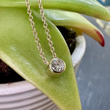 Load image into Gallery viewer, Pre-Loved 9ct Gold and Diamond Necklace