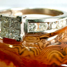 Load image into Gallery viewer, Preloved 18ct White Gold Diamond Engagement Ring 0.50ct