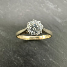 Load image into Gallery viewer, Preloved 9ct Gold 8 Claw Solitaire 0.47ct