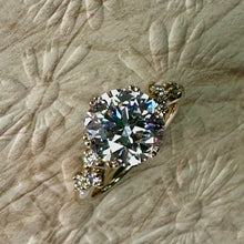 Load image into Gallery viewer, 9ct Yellow Gold 3.02ct Lab Grown Diamond Ring