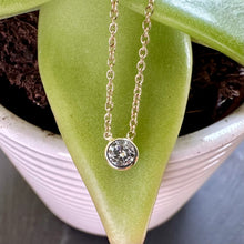 Load image into Gallery viewer, Pre-Loved 9ct Gold and Diamond Necklace