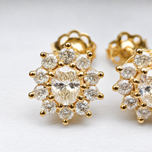 Load image into Gallery viewer, Preloved 18ct Yellow Gold Oval Diamond Cluster Studs