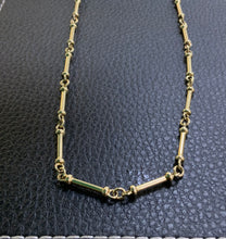 Load image into Gallery viewer, Preloved 9ct Bar Linked Chain
