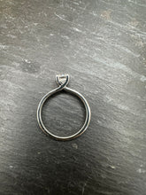Load image into Gallery viewer, Preloved Platinum 4 Claw 0.50ct Diamond Solitaire