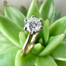 Load image into Gallery viewer, Pre-Loved 18ct Gold 0.60ct Diamond Solitaire Ring