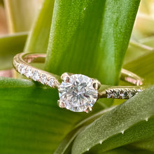 Load image into Gallery viewer, Preloved 9ct Rose Gold Diamond Ring