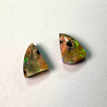Load image into Gallery viewer, Pair of Boulder Opals 1.61ct
