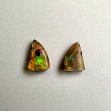 Load image into Gallery viewer, 1.61ct Boulder Opals