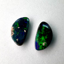 Load image into Gallery viewer, 3.64ct Boulder Opals