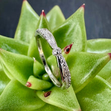 Load image into Gallery viewer, Preloved Platinum Crossover  Diamond Ring
