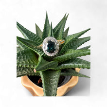 Load image into Gallery viewer, Preloved Sapphire & Diamond Ring