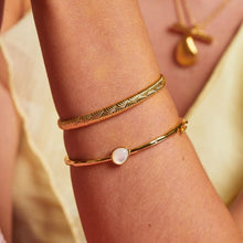 Load image into Gallery viewer, Hot Diamonds X GE Paris Bangle