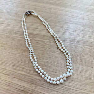 Preloved Graduated Pearl and Garnet Necklace