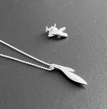 Load image into Gallery viewer, Sterling Silver Necklace 'Stem' Chris Lewis