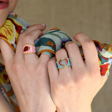 Load image into Gallery viewer, Pink Flamingo Ring