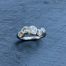 Load image into Gallery viewer, 9ct Gold Staggered Diamond Bubble Ring