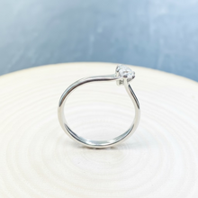 Load image into Gallery viewer, Preloved Palladium 6 Claw Diamond Solitaire Ring, 0.34ct.