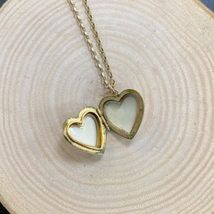 Preloved 9ct Yellow Gold Heart Locket and Chain