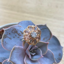 Load image into Gallery viewer, 18ct Morganite & Diamond Flower Ring