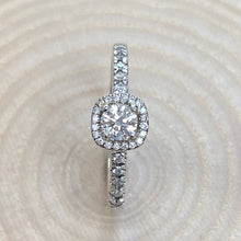 Load image into Gallery viewer, Platinum 0.20ct Diamond Halo Ring
