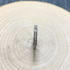 Preloved 18ct White Gold 0.3ct Channel Set Diamond Ring