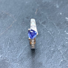 Load image into Gallery viewer, Pre-Loved Platinum Ring with a Trillion Cut Ceylon Sapphire and Diamonds