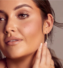 Load image into Gallery viewer, Jac Jossa Entwine Ear Cuff