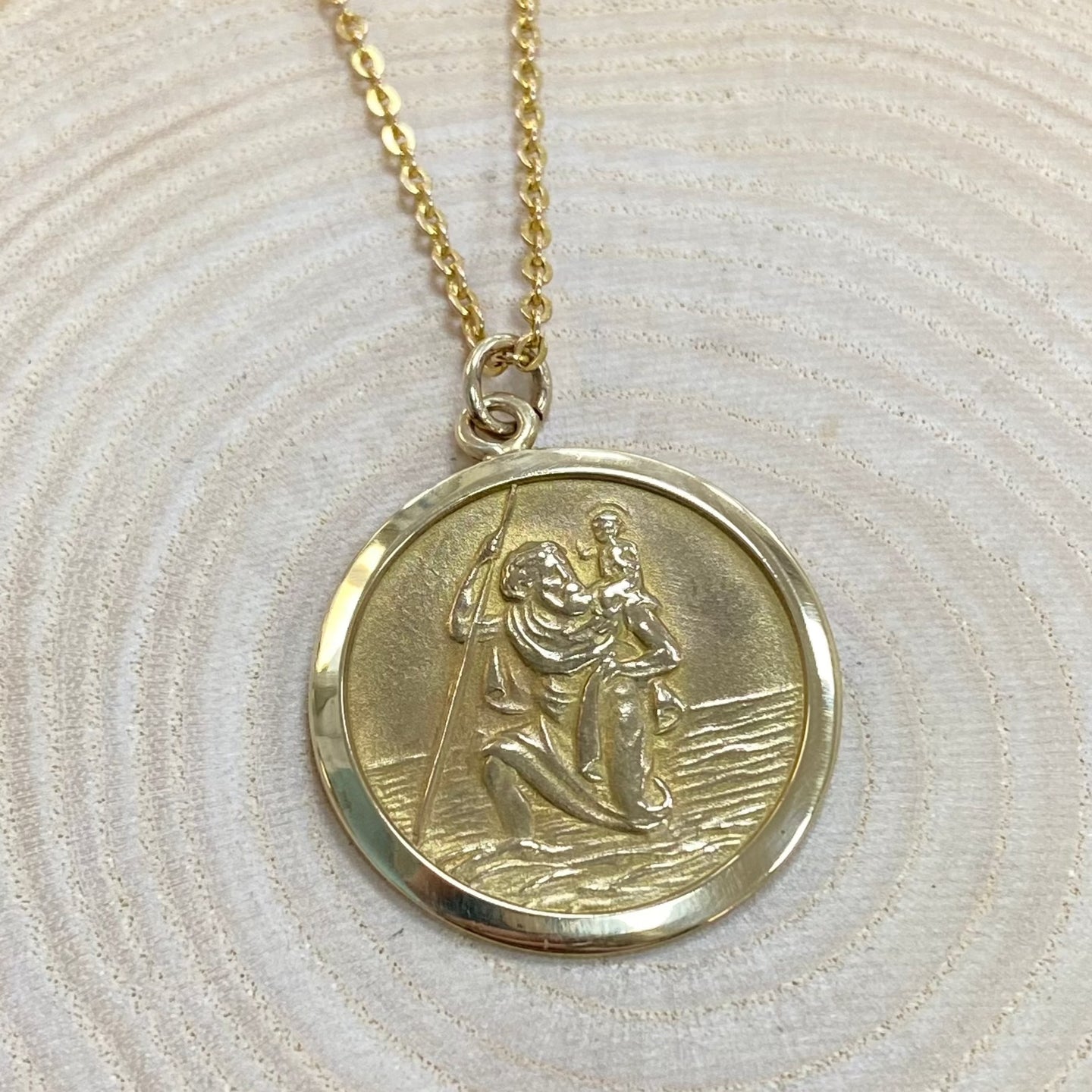 Preloved 9ct Yellow Gold St Christopher Pendant and Chain