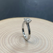 Load image into Gallery viewer, Platinum 0.75ct Solitaire Diamond Ring
