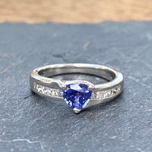 Load image into Gallery viewer, Pre-Loved Platinum Ring with a Trillion Cut Ceylon Sapphire and Diamonds
