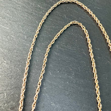 Load image into Gallery viewer, Preloved 9ct Gold Rope Look Chain 20"
