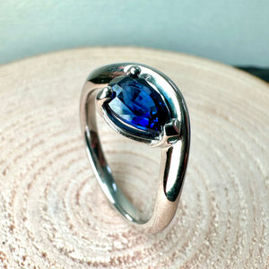 Platinum 1.22ct Pear Shaped Sapphire Ring