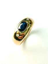 Load image into Gallery viewer, Pre-loved 18ct Yellow Gold Sapphire &amp; Diamond Signet Ring
