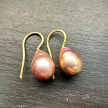 Load image into Gallery viewer, Gold Plated 14mm Pink/Purple Freshwater Pearl Drops
