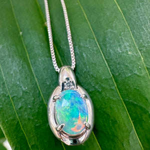 Preloved Platinum Opal & Diamond Pendant